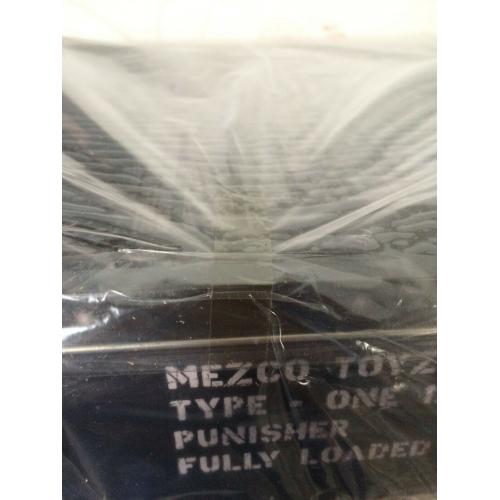 BRAND NEW SEALED Mezco One 12 Punisher Fully Loaded PX Previews Exclusive