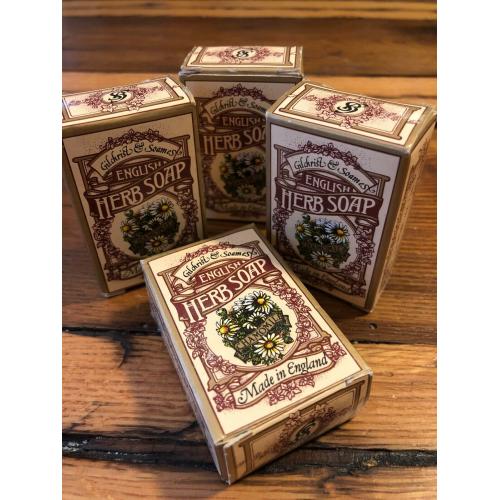 4 Bars GILCHRIST SOAMES ENGLISH HERB SOAP CHAMOMILE 1.4 OZ/40 GR LONDON ENGLAND